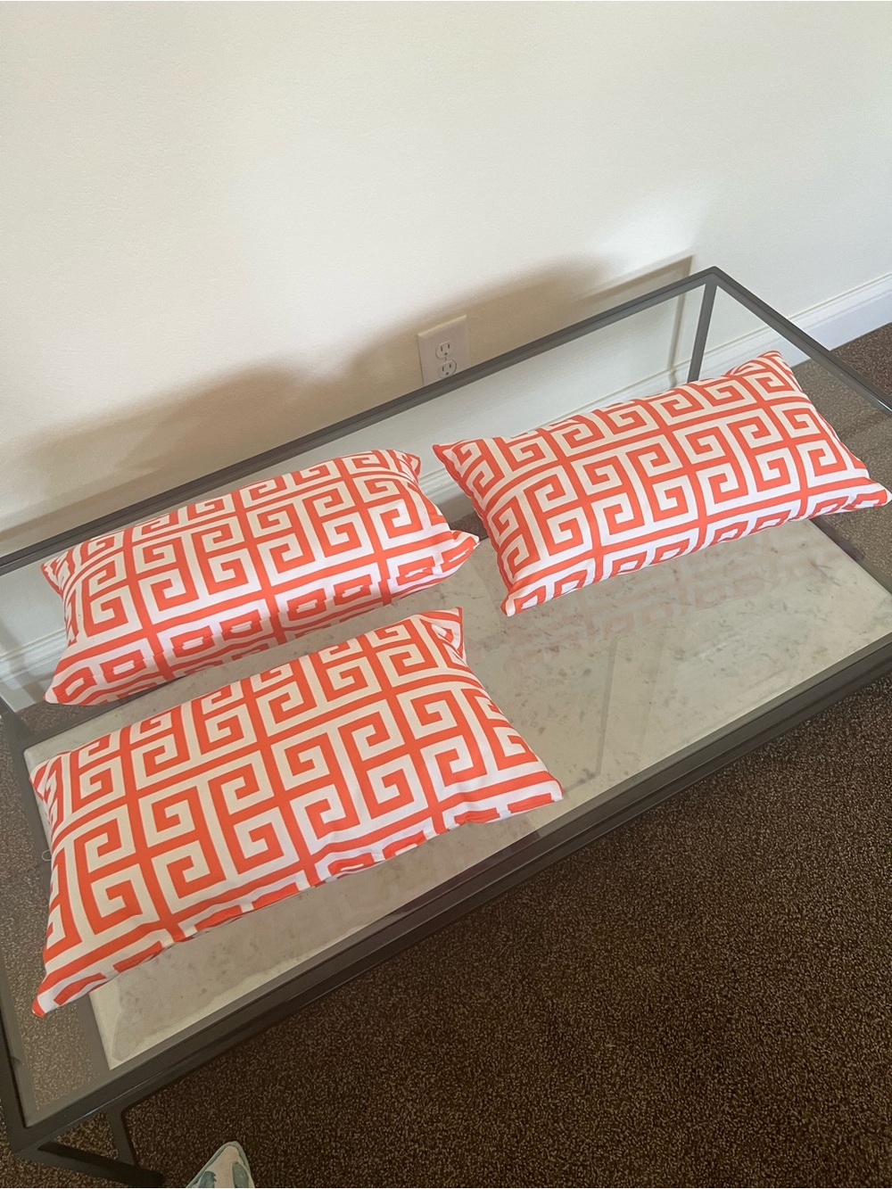 3 lumbar pillows